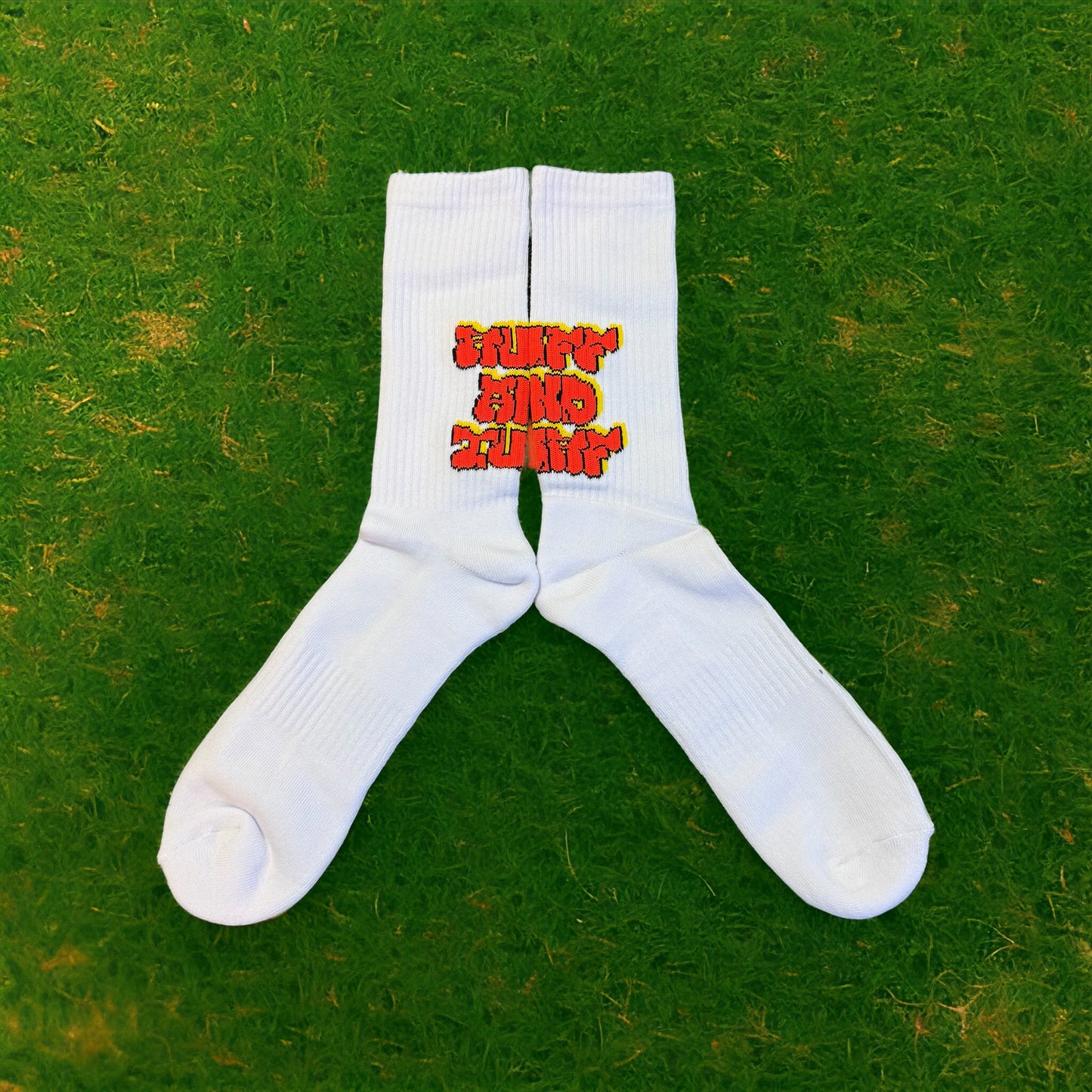 Ruffn’Turf  -Graffiti Socks-