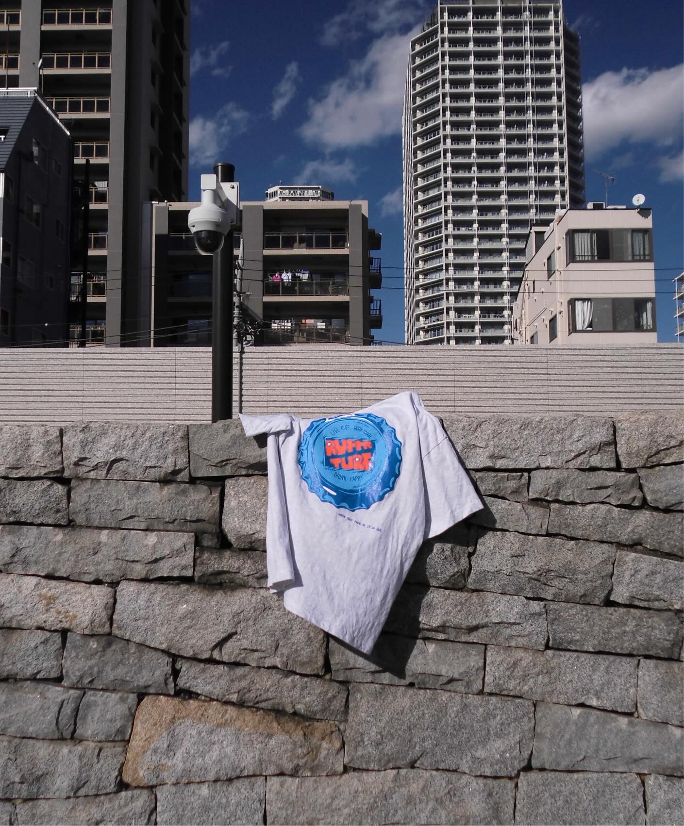 Ruffn’Turf crown cap tee -Gray-